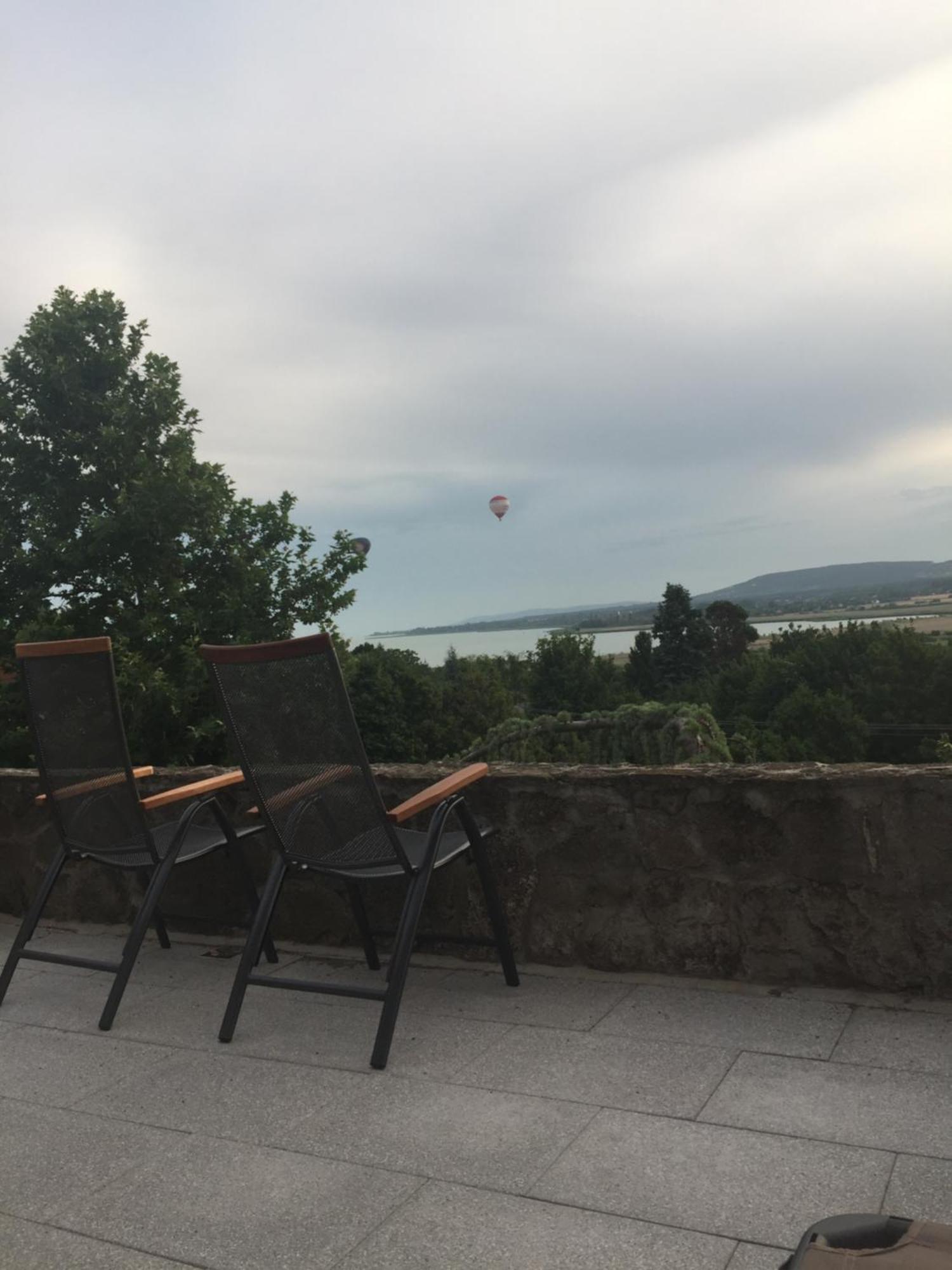 Classy Panorama Apartman Tihany Exteriör bild