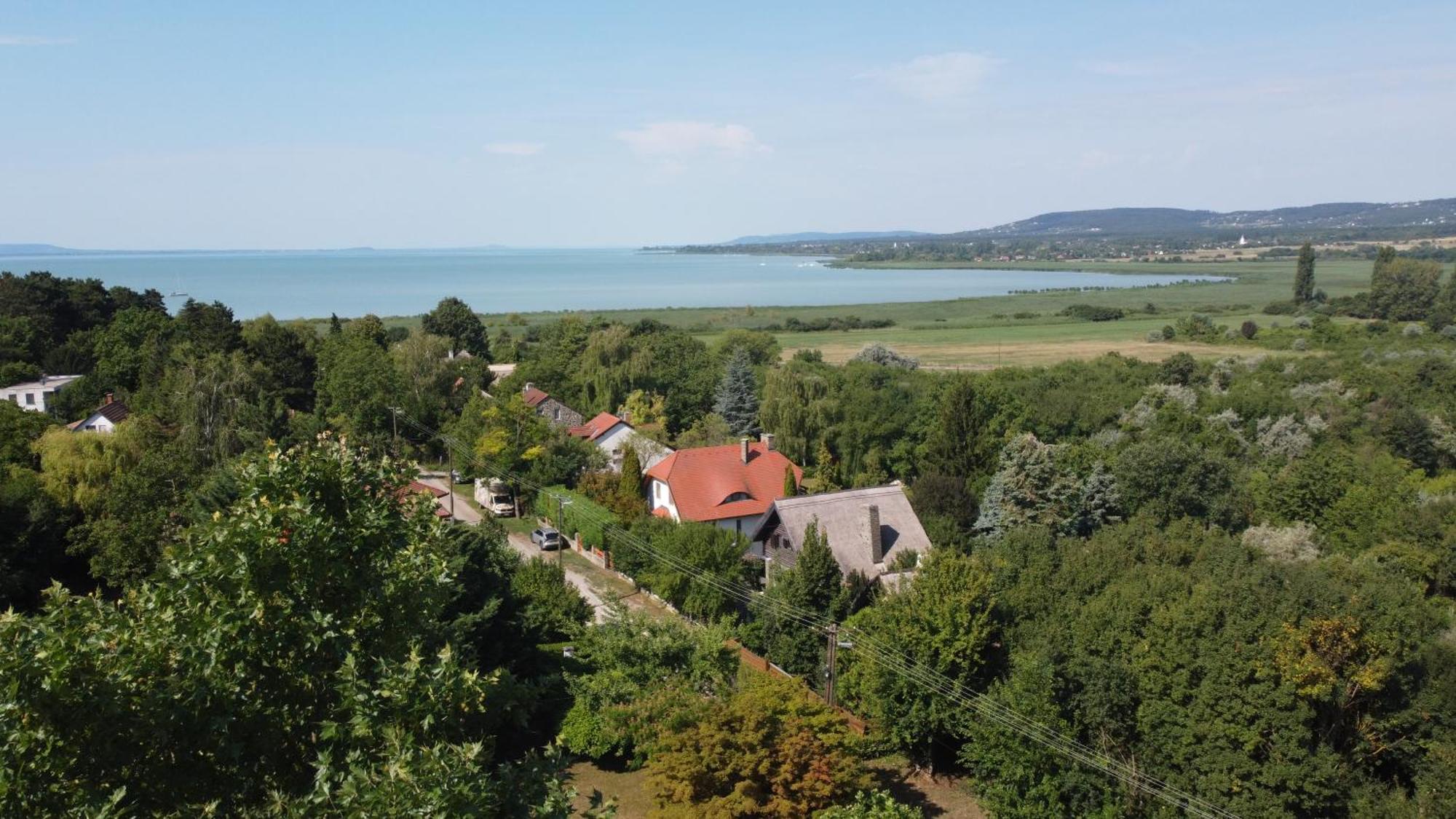 Classy Panorama Apartman Tihany Exteriör bild