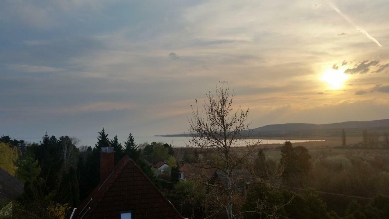 Classy Panorama Apartman Tihany Exteriör bild